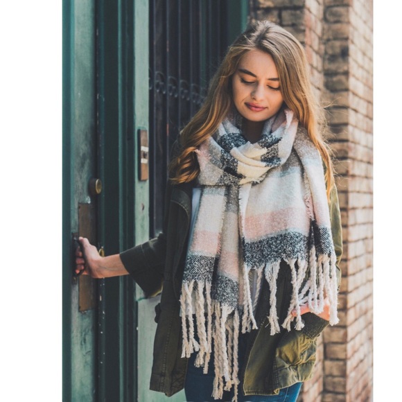 Soft Blanket Scarf Oversized Striped Tassel Wrap - Picture 2 of 2